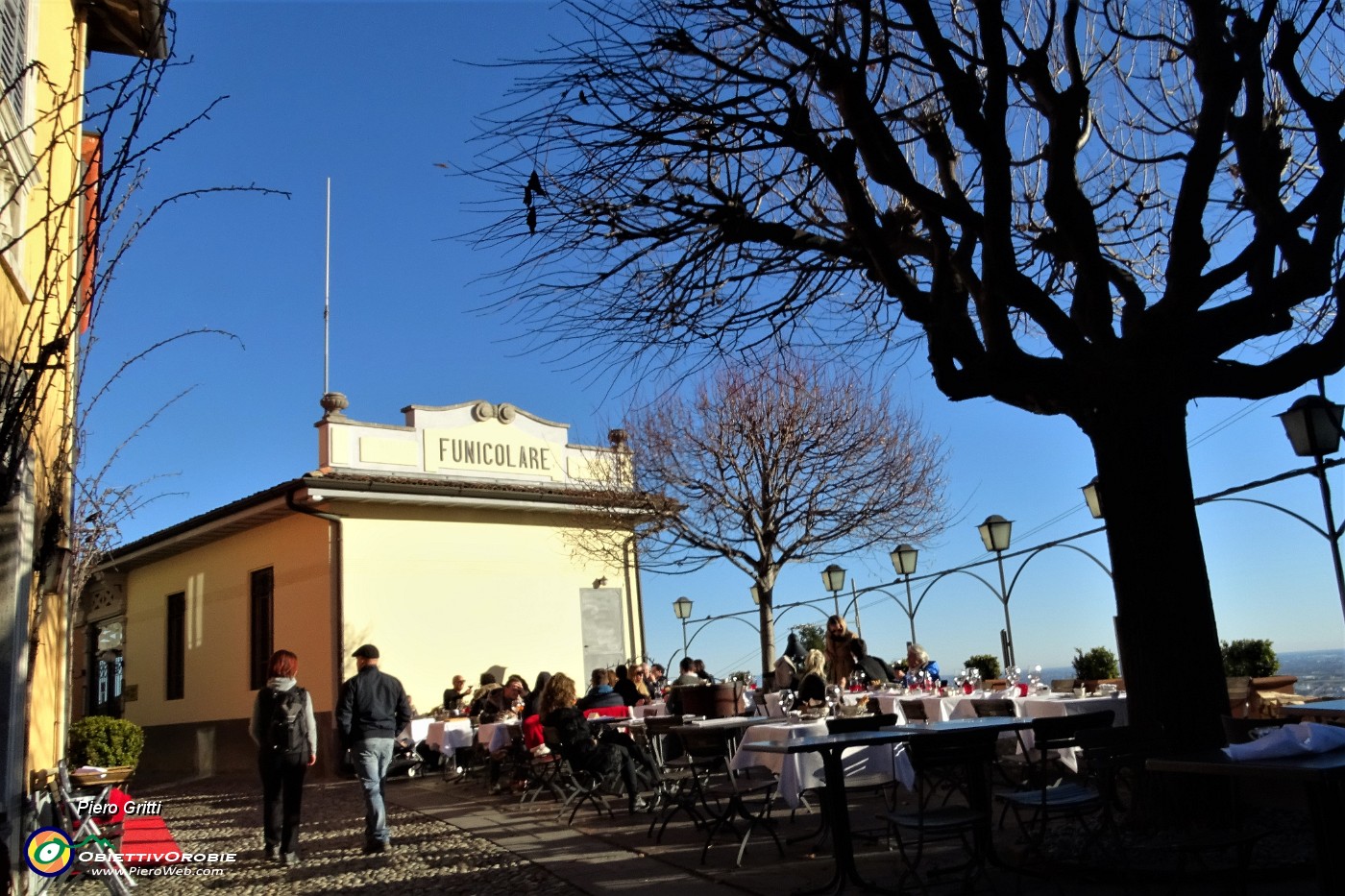 47 Stazione di arrivo della funicolare da Citta Alta.JPG